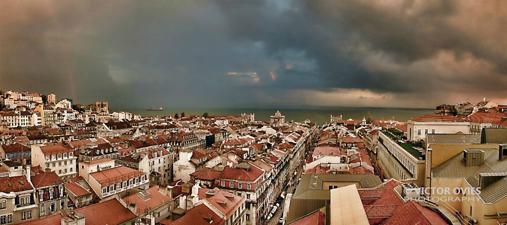 LISBOA - ALFAMA E BAIXA DESDE SANTA JUSTA